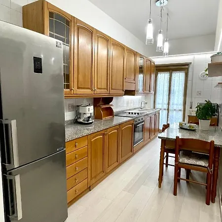 Apartment Grace's Mirror *